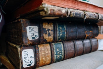 Редкие книги и книжные памятники